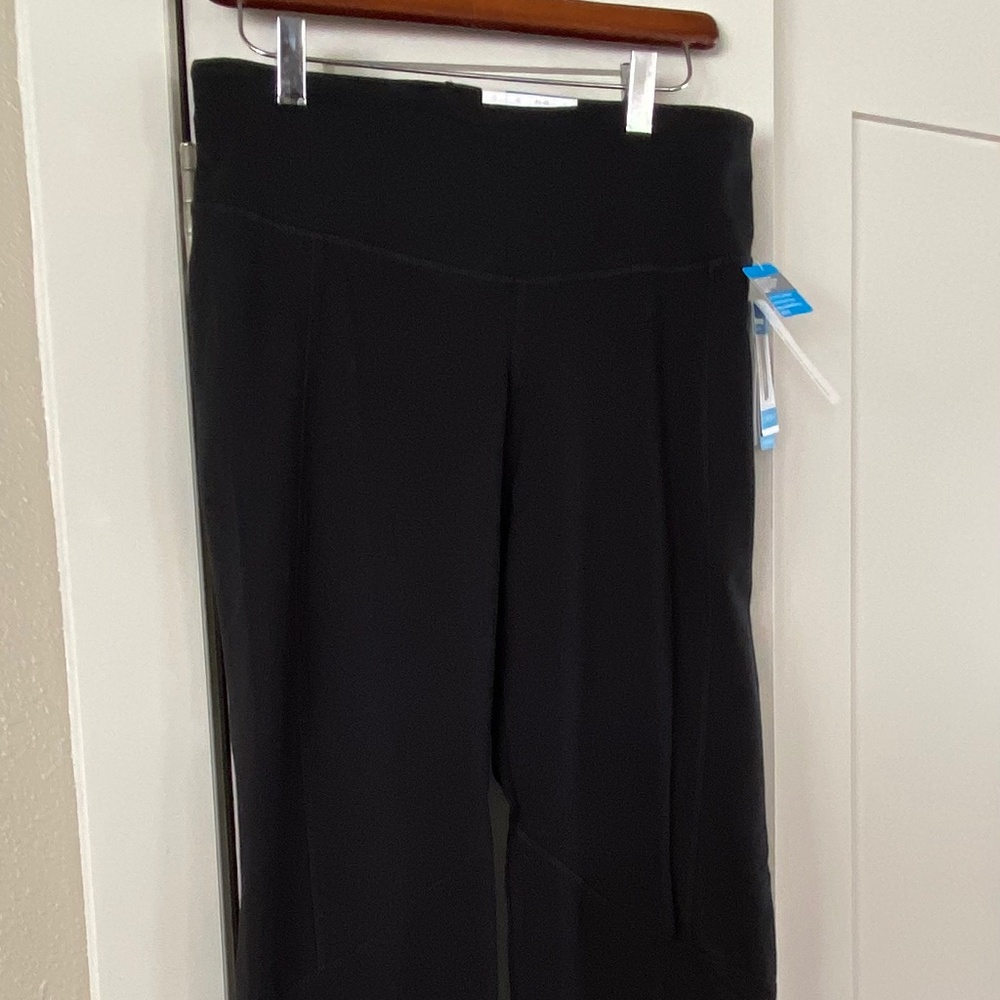 NWT - Marika Shape Enhancing Ultimate Slimming Pants - Large